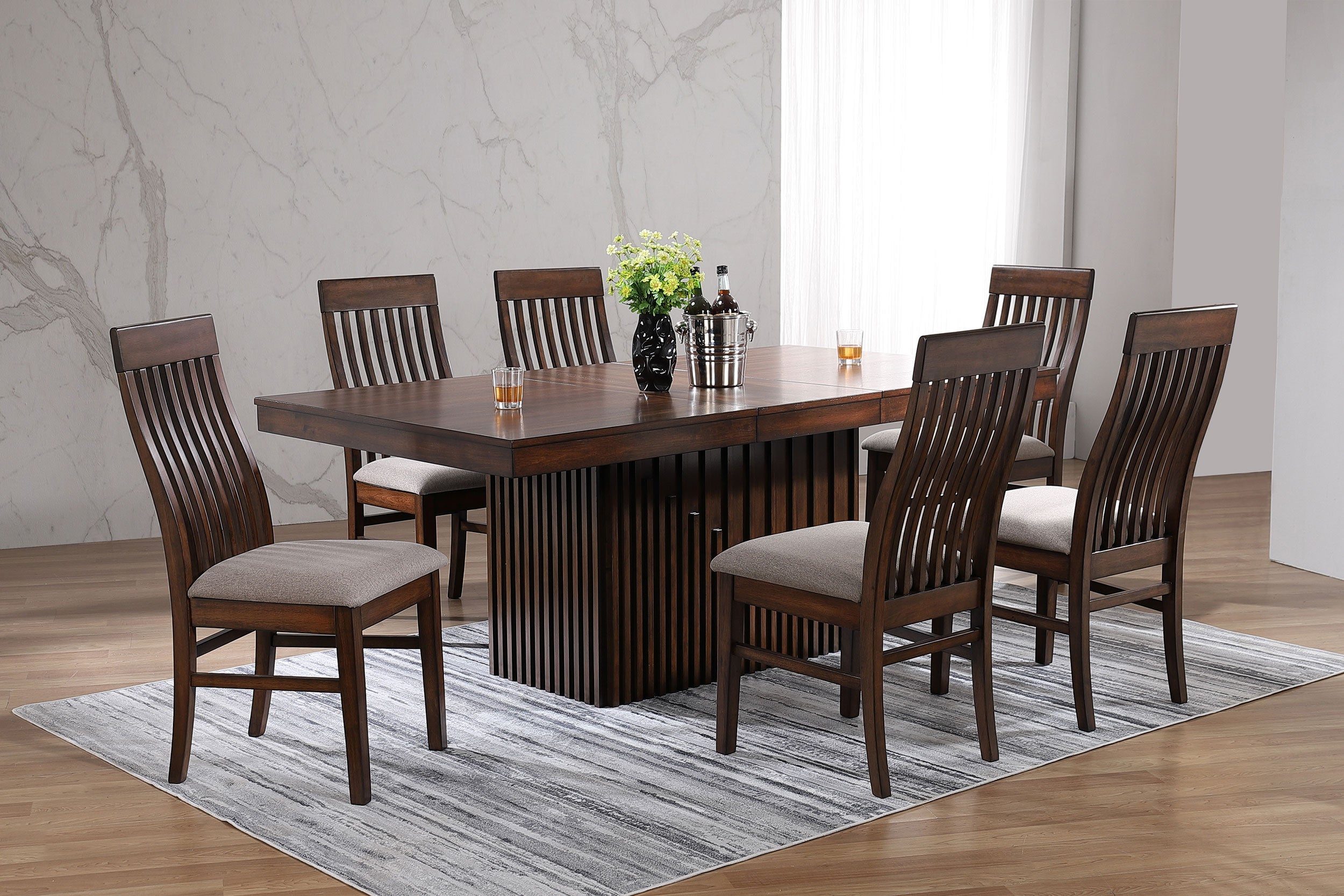 Briarwood  Rectangular Dining Set with Removable Extension Leaf Mango Oak