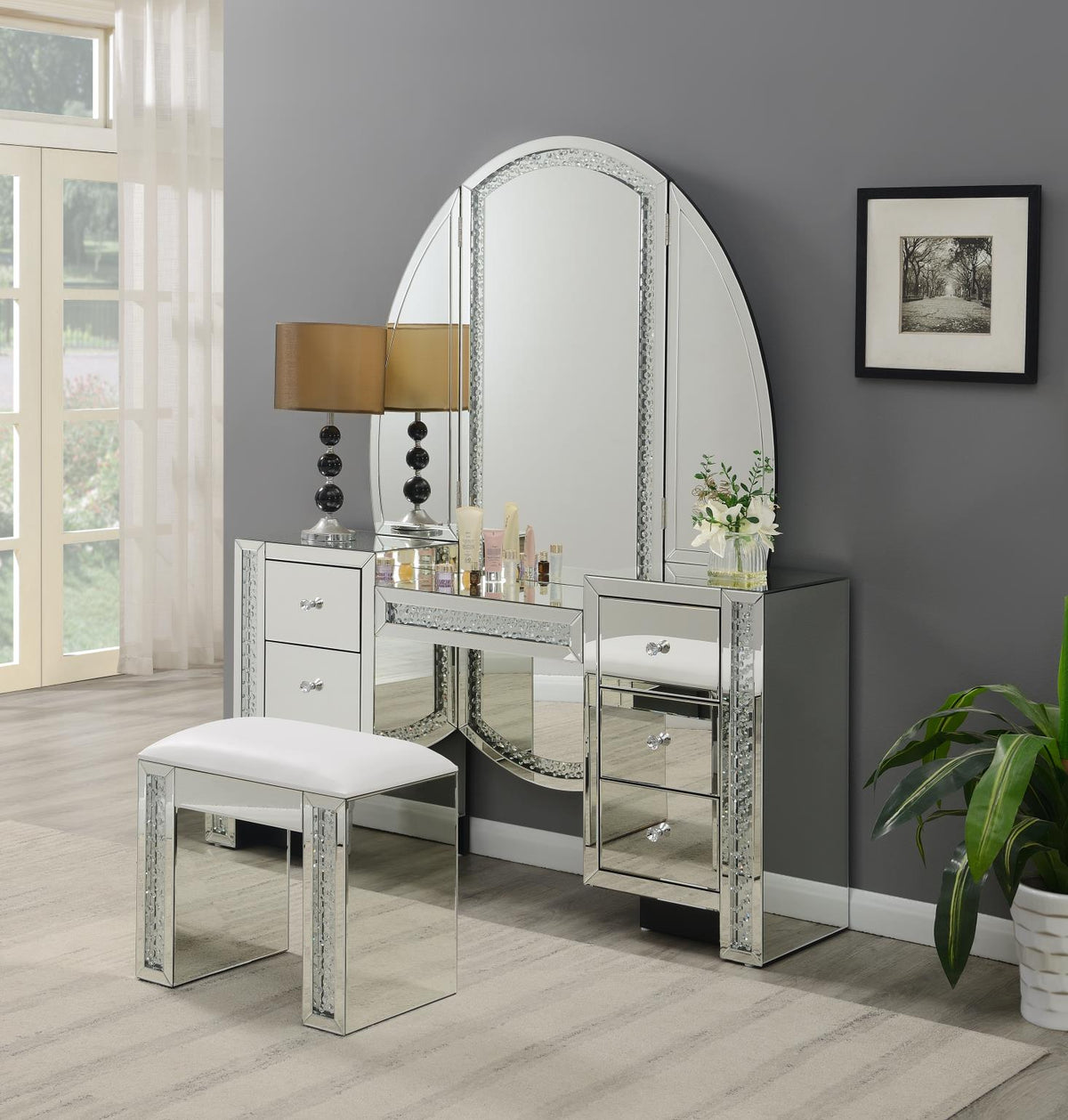 Glamour Vanity W/Mirror + Stool