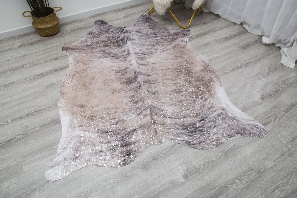 Clacy Area Rug