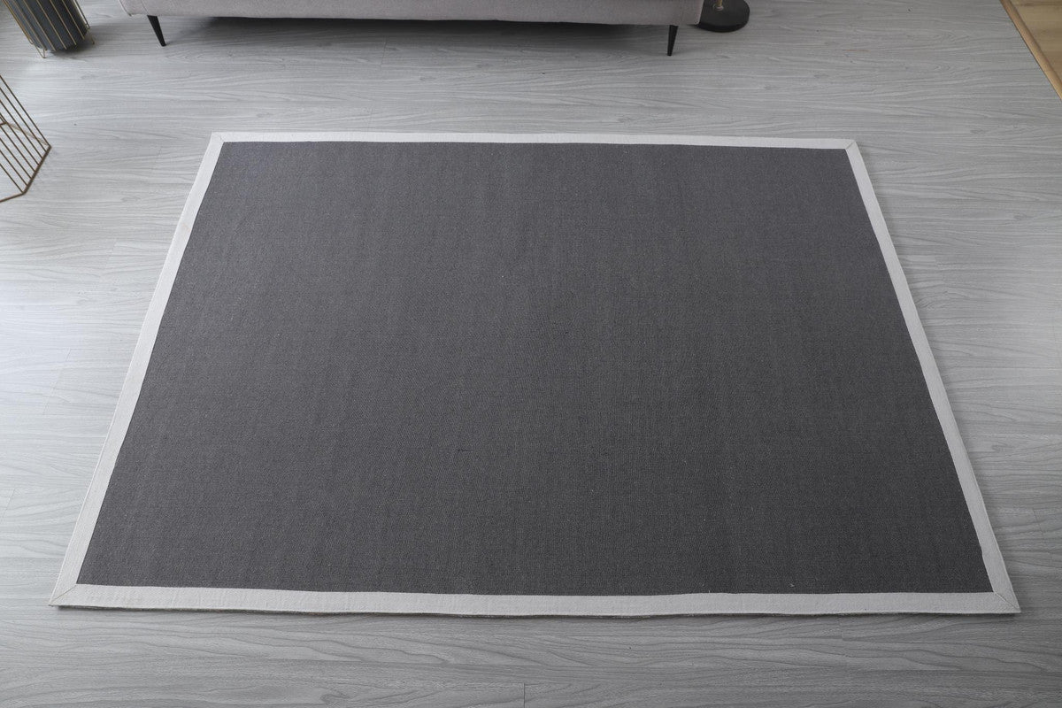 Carmene Area Rug